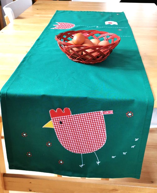 Zelený běhoun SLEPIČKA ČERVENÁ