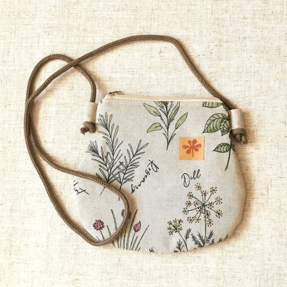  Crossbody taštička BYLINKY