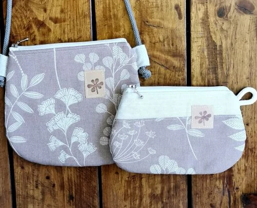  Crossbody taštička HNĚDÁ TRÁVY