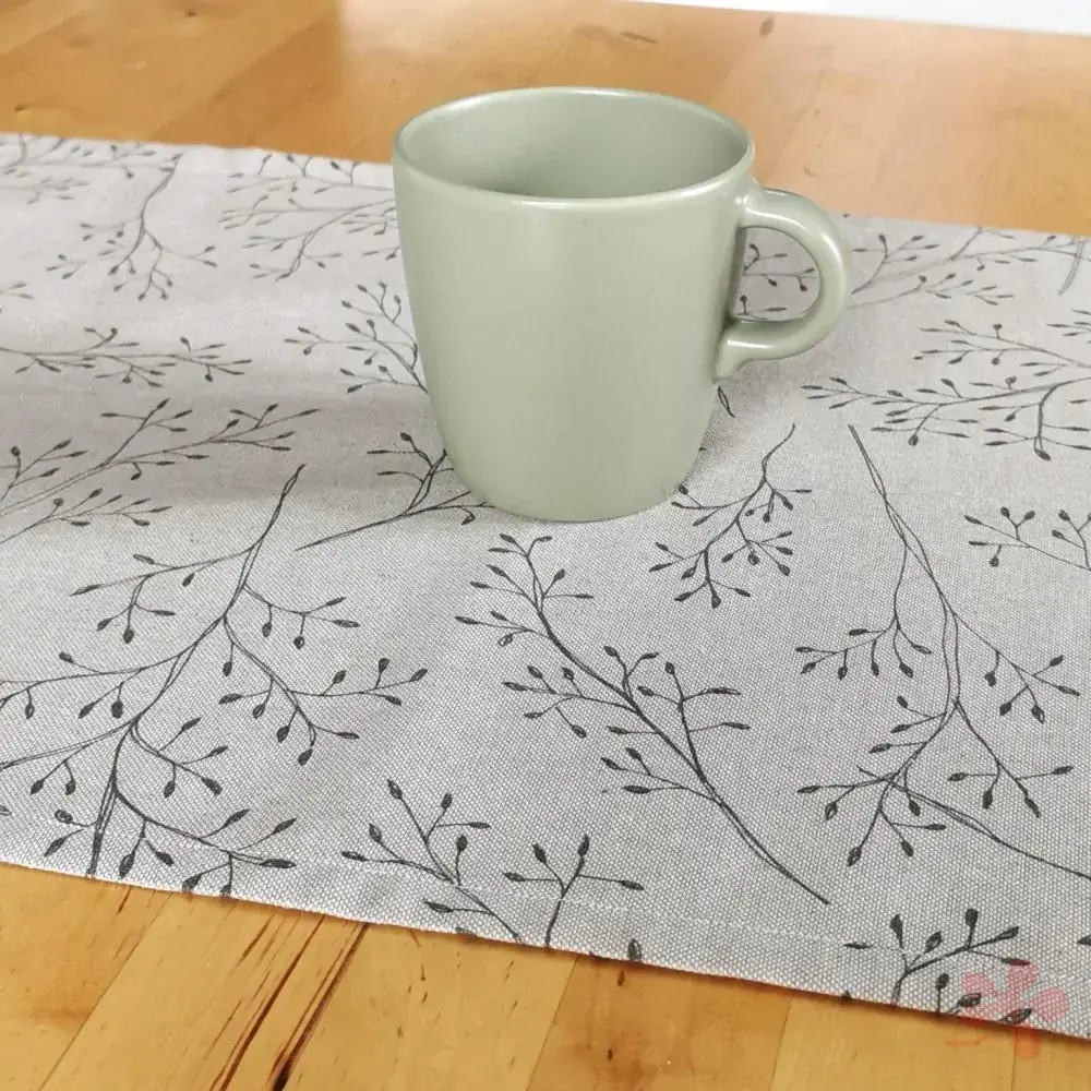 Ubrus, běhoun na stůl VĚTVIČKY