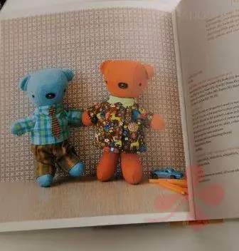 Wee Wonderfuls, Hillary Lang