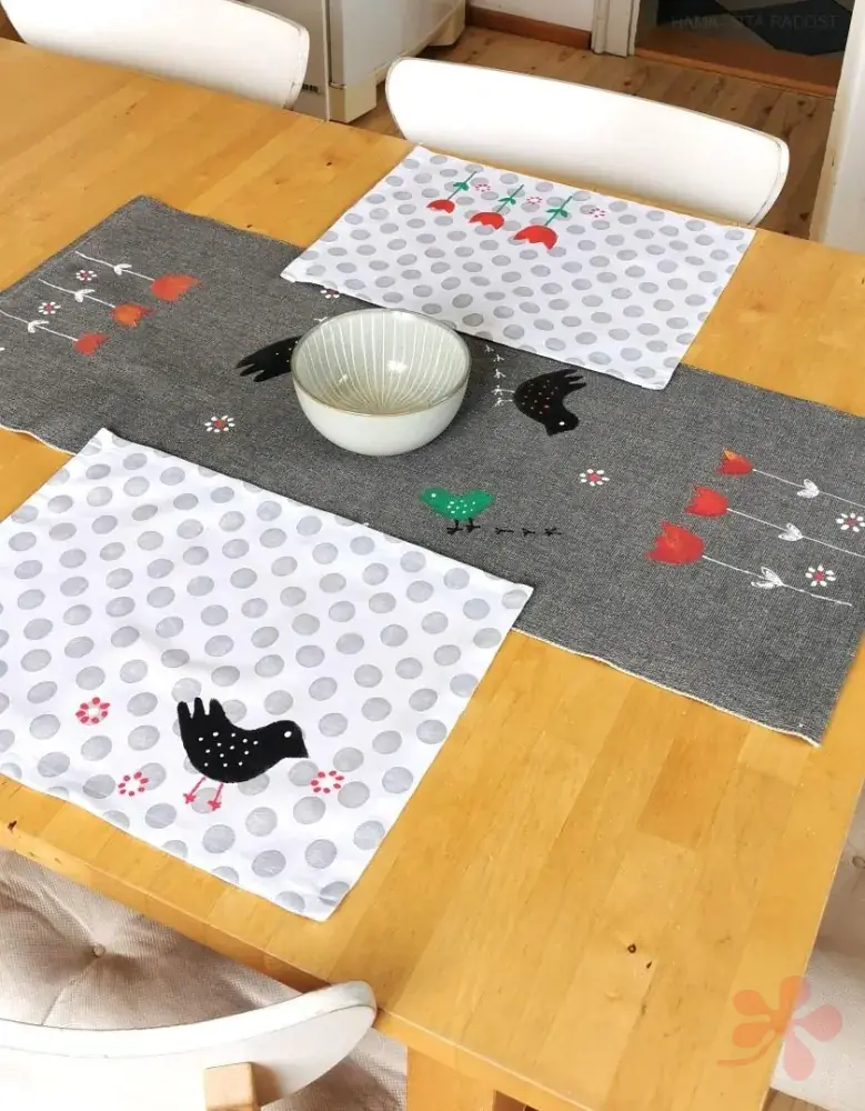 Běhoun a prostírání šedé PTÁČEK