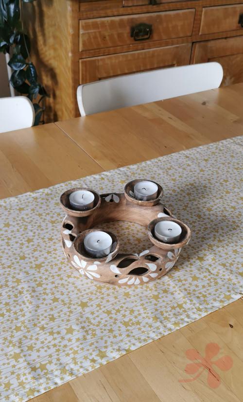 Běhoun VÁNOČNÍ ŽLUTÉ HVĚZDIČKY