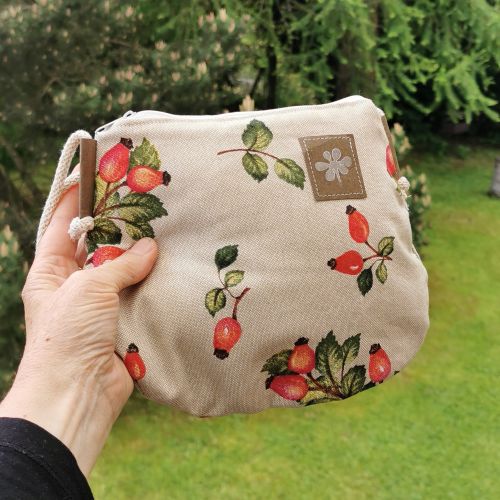  Crossbody taštička ŠÍPKY