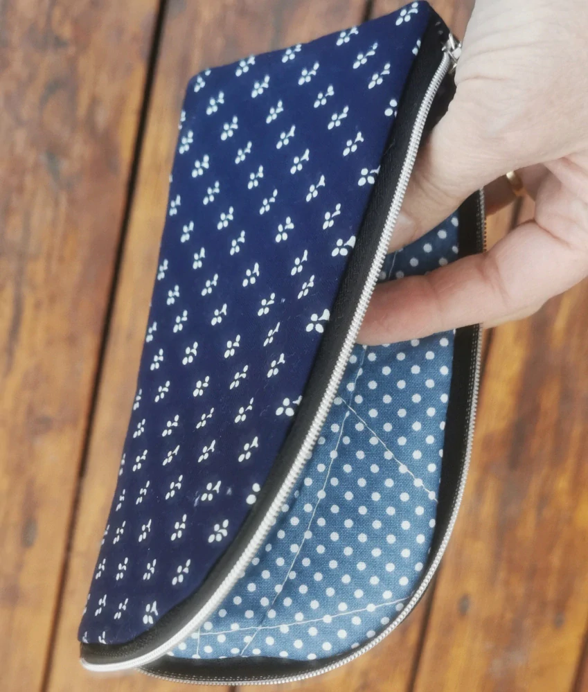 Pouzdro na telefon MODROTISK