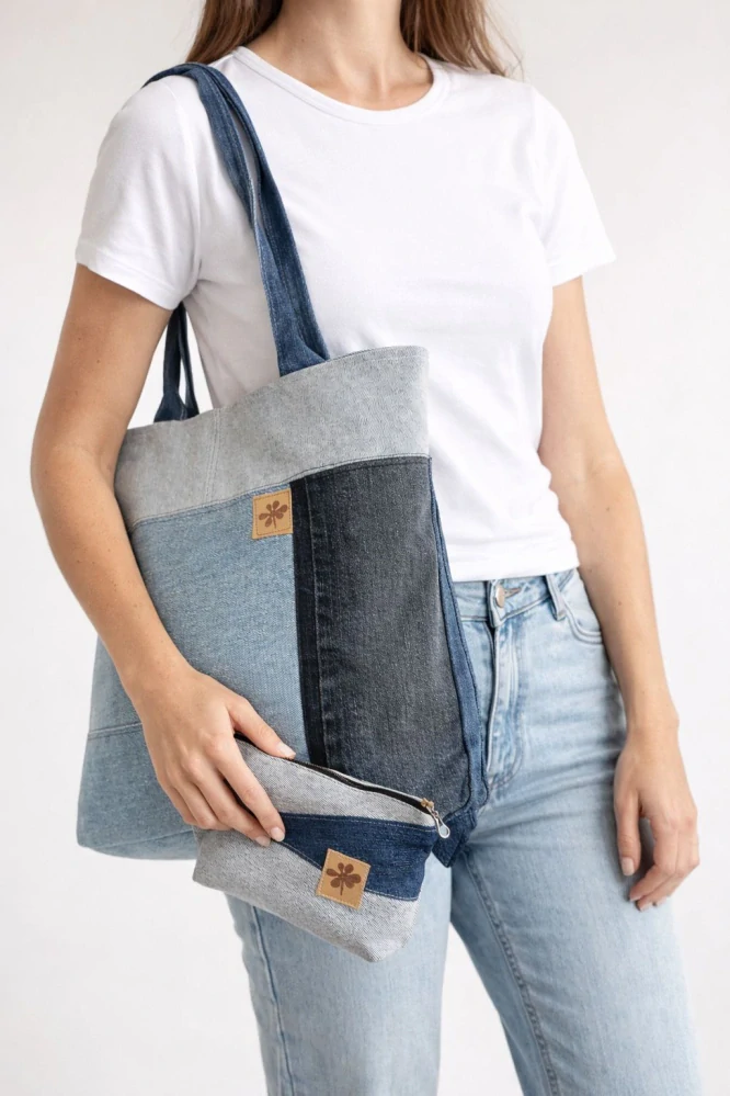 Džínová kabelka s taštičkou