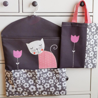 Souprava do školky RŮŽOVÁ KOČIČKA