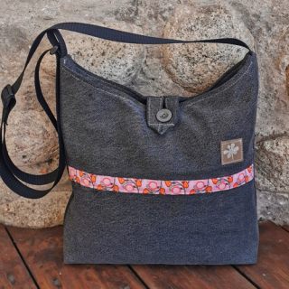 Kabelka crossbody recy černá