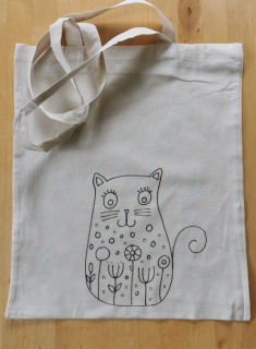 Taška k vybarvení KOČIČKA KYTIČKOVANÁ