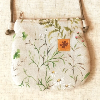 Crossbody taštička KYTIČKY