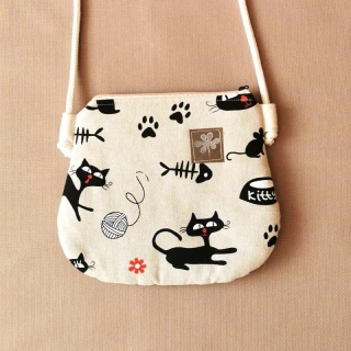 Crossbody taštička KOČIČKY