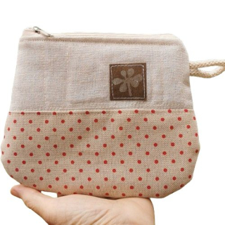 Taštička  ČERVENÉ TEČKY