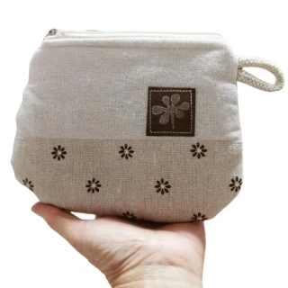 Taštička HNĚDÉ KYTIČKY