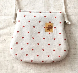 Crossbody taštička SRDÍČKA